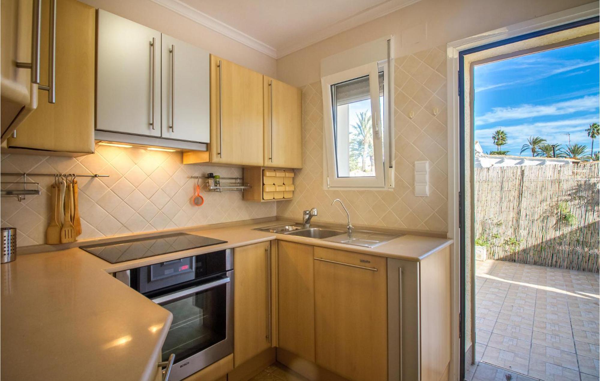 Ferienhaus Lovely In With Kitchen