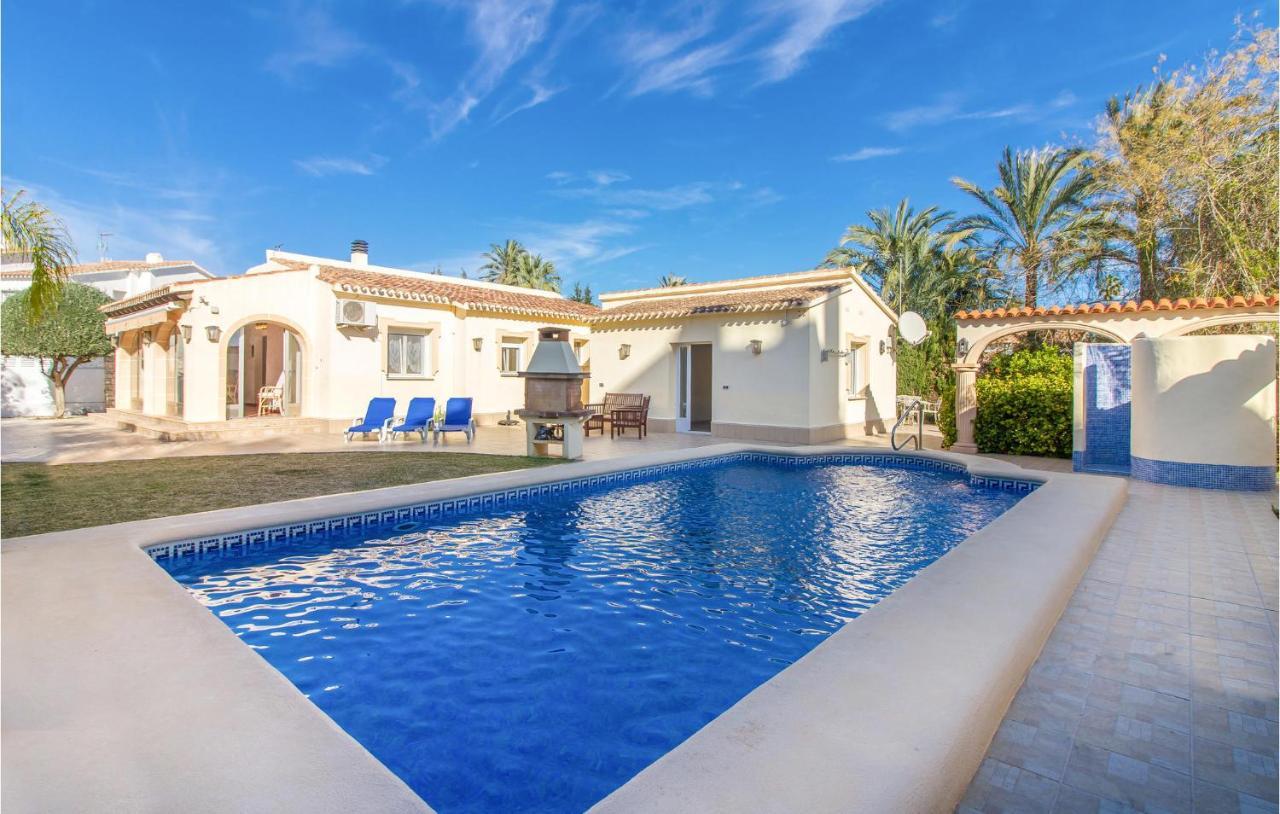 Holiday home Lovely In With Kitchen Denia