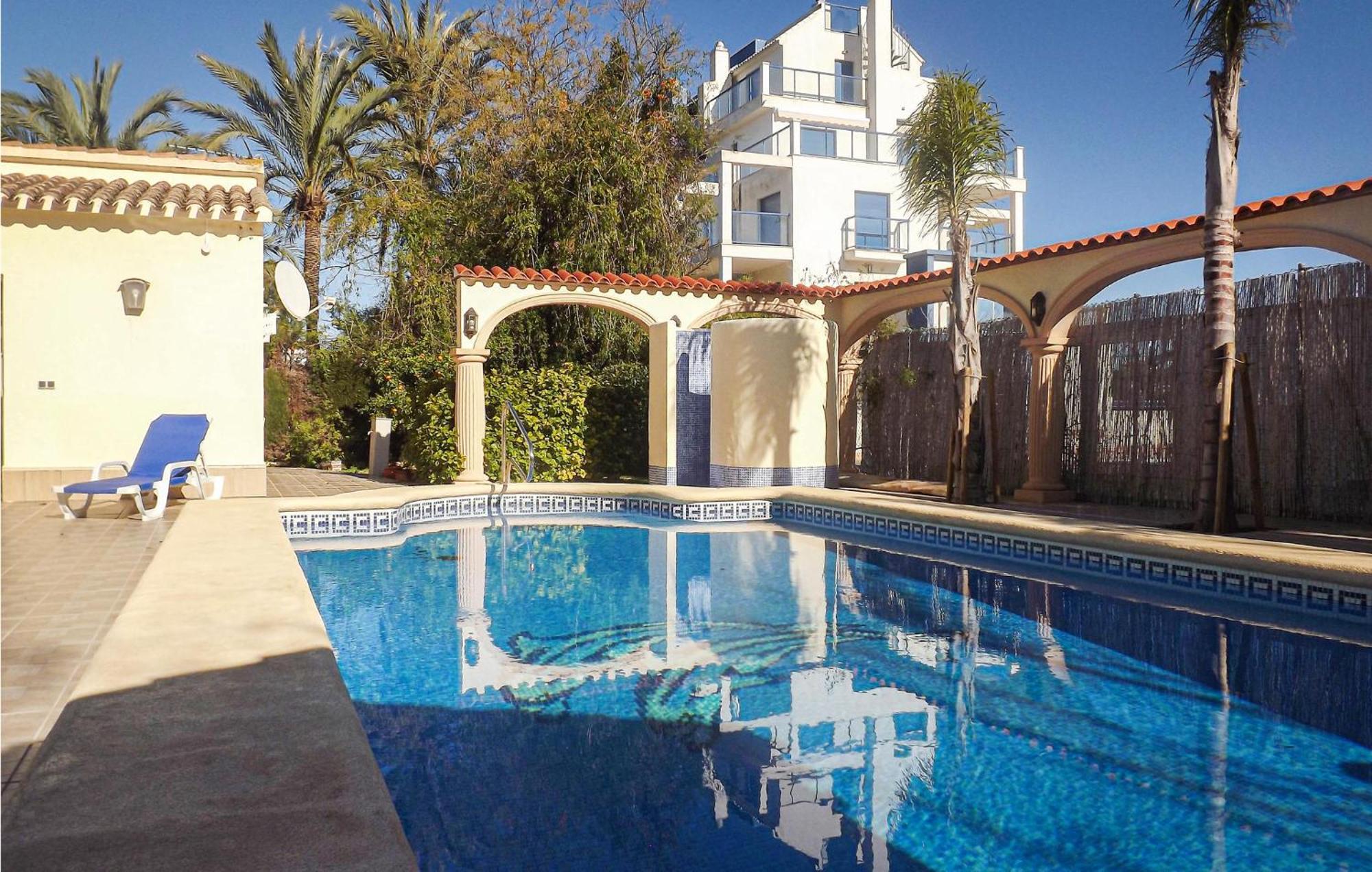 Holiday home Lovely In With Kitchen Denia
